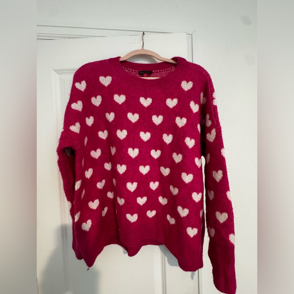 Vince Camuto Fuchsia Heart Pattern Sweater
